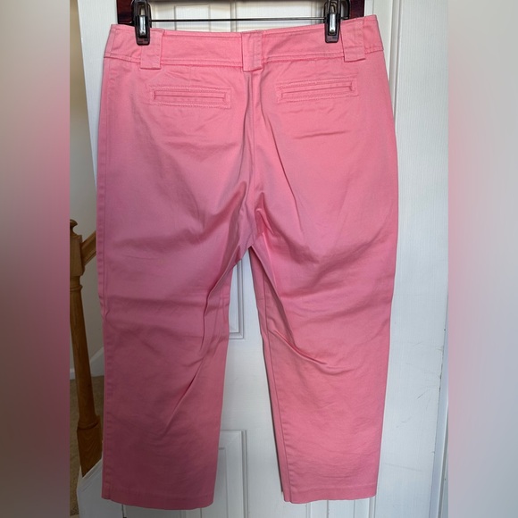 New York & Company Pink Capri Pants- Size 8 - Picture 2 of 7